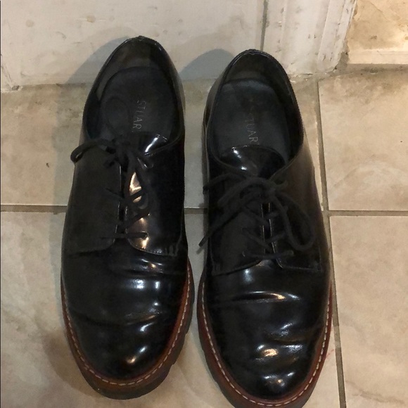 stuart weitzman women's oxfords